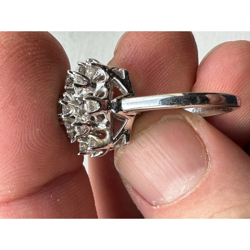 Vintage diamond and 14k white gold cocktail ring - Picture 3 of 11